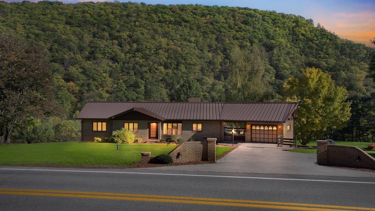 Cabins Cottage | NEW LISTING! Bear Paw Cottage- 12 mins to Seneca Rocks