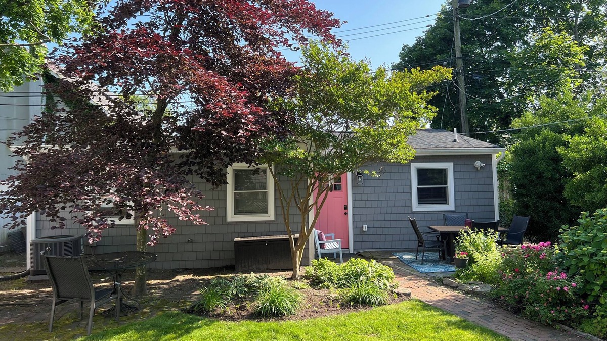 Wall Cottage | NEW LISTING - Belmar Beach Cottage Fully Renovated