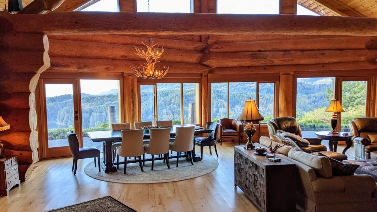 Florence House | *New Listing* Breathtaking Hill Top Luxury Log Home w/Spectacular views of Mercer Lake and Ocean.