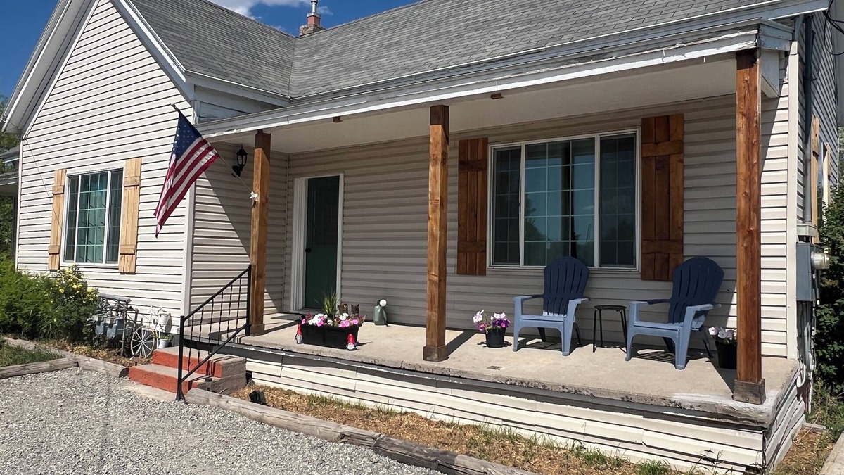 Soda Springs Apartment | New Listing! Bullseye INN -Cozy Stay Near Lava Hot Springs & Nearby Attractions