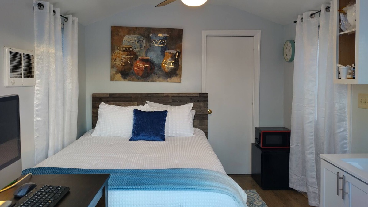 Ronda Cabin | NEW LISTING! Cleo's Village, Blue Ridge Mountain Tiny House Village by RedAwning
