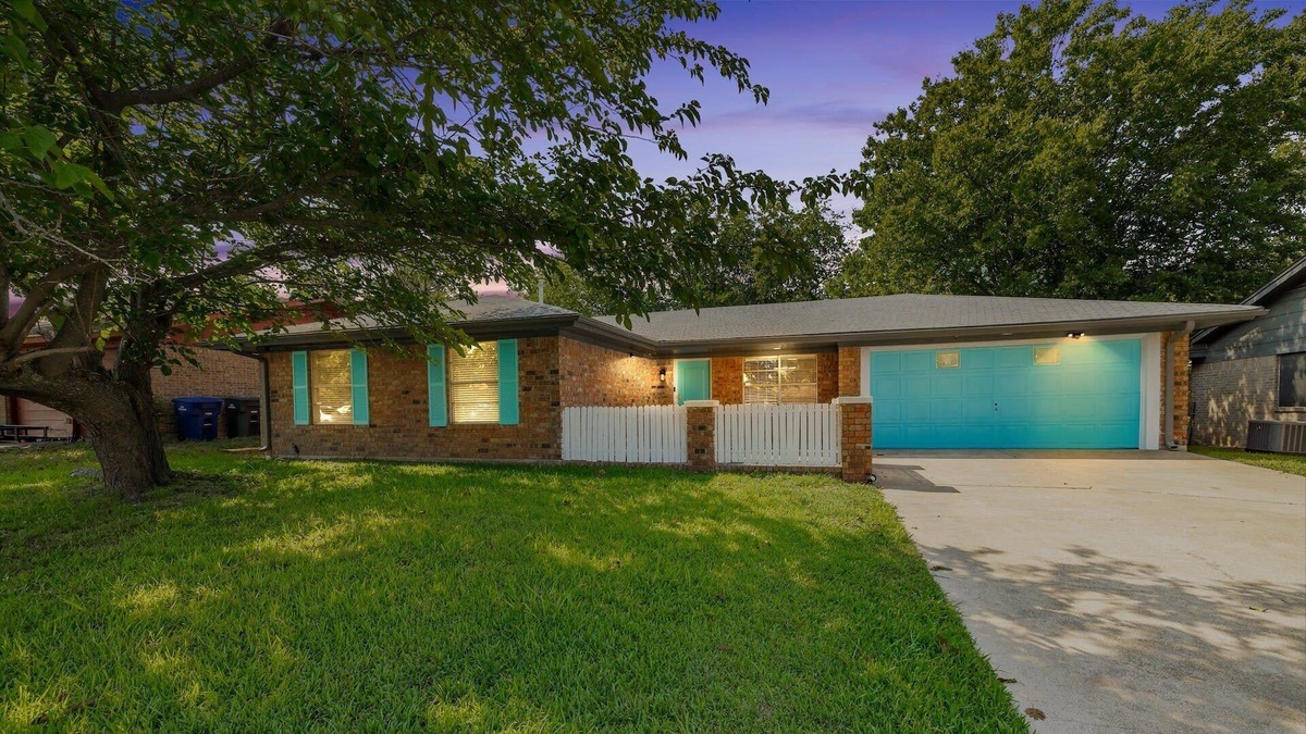 Copperas Cove House | NEW LISTING! Convenient Safe Full-Stocked 3BR/2BA - Sleep 7 by RedAwning