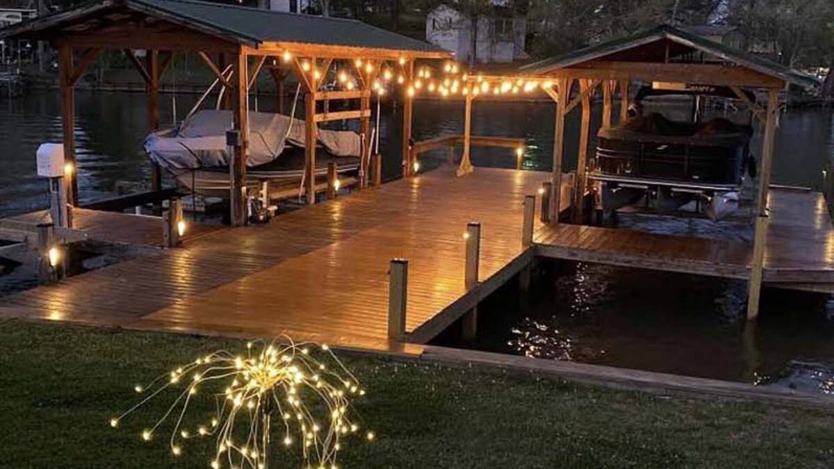 Waterloo House | NEW LISTING ! Cozy and relaxing water front lake house with breath taking views