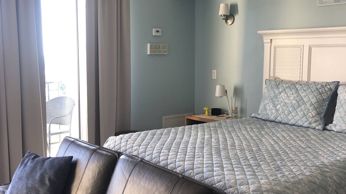 Freeport Apartment | New Listing! Cozy Coastal Studio at Coral Beach, Freeport