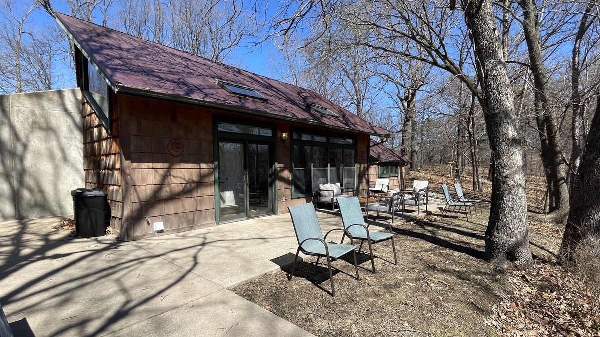 Grove House | *New Listing* Czarnik Cabin