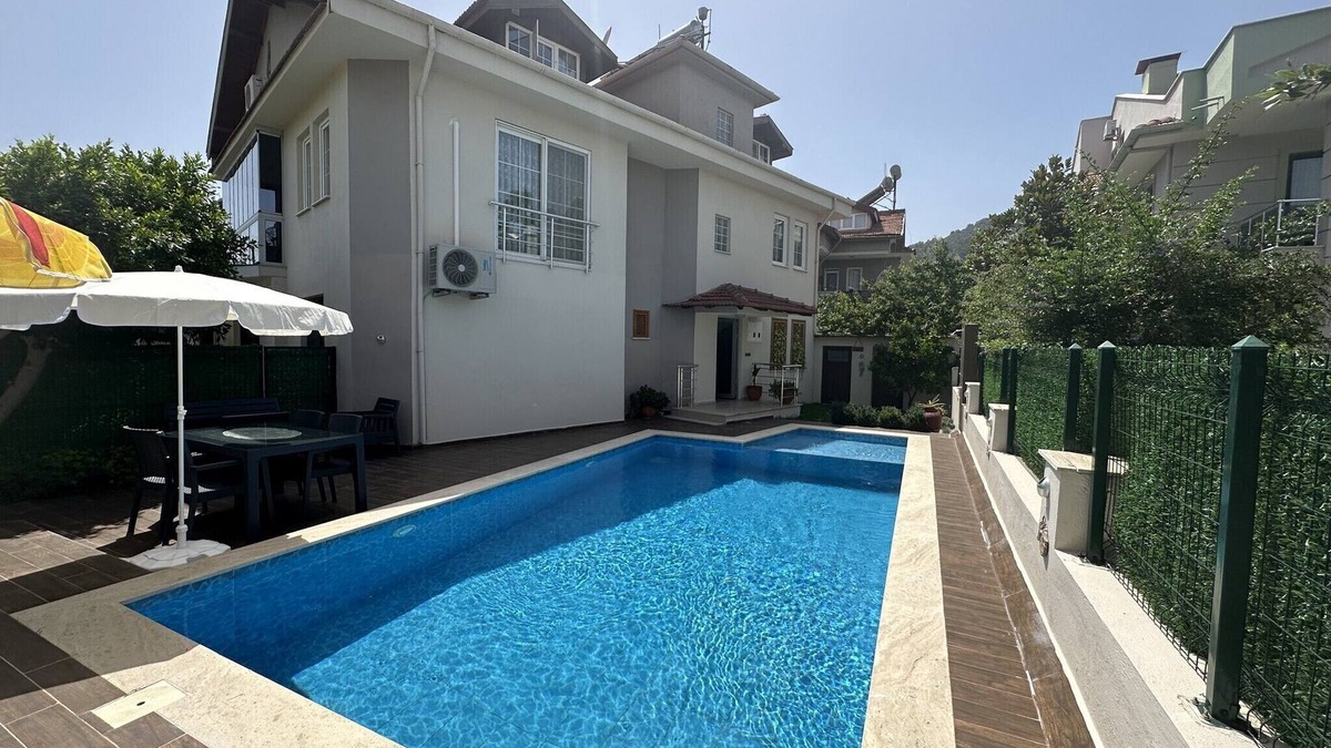 Dalyan City Center Villa | NEW LISTING! FAMILY FRIENDLY 4 BEDROOM ACCOMMODATION RIGHT IN CENTRE OF DALYAN!