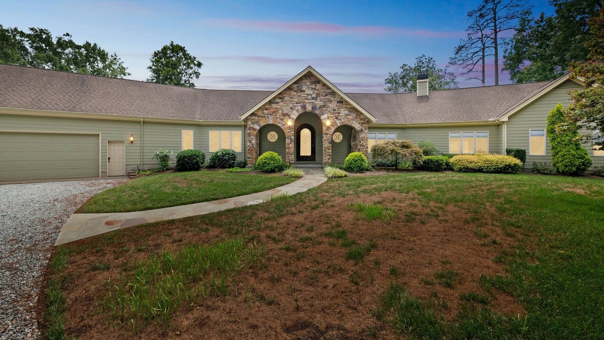 Sandston House | NEW LISTING! Hidden Waterfront Luxury Oasis with 9-Acre Pond by RedAwning