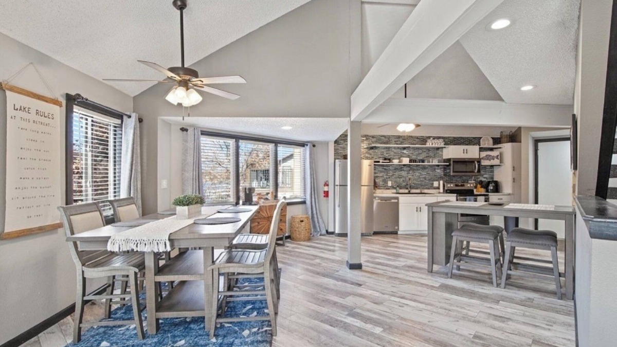 Osage Beach Villa | NEW LISTING Holiday Shores Lake of the Ozarks, Beautiful Villa 28.
