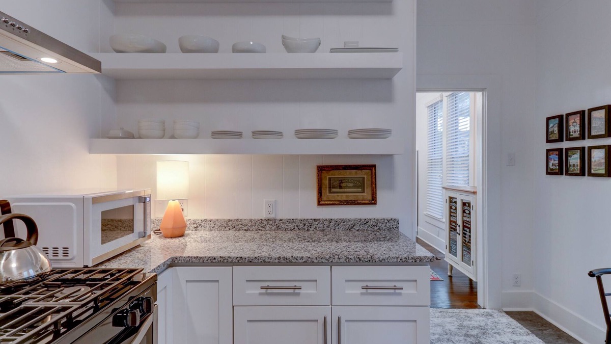 Hot Springs Cottage | NEW Listing in Downtown Hot Springs!