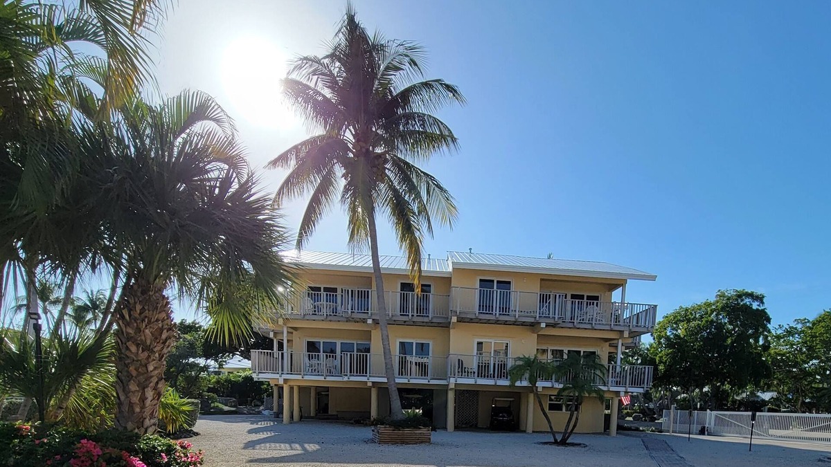Key Largo Villa | New listing! Key Largo Villa close to John Pennekamp State Park