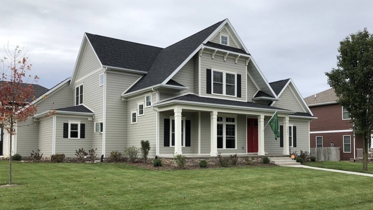 Harters Heights House | NEW LISTING! New Home - Only a 10 min walk to the ND Campusn