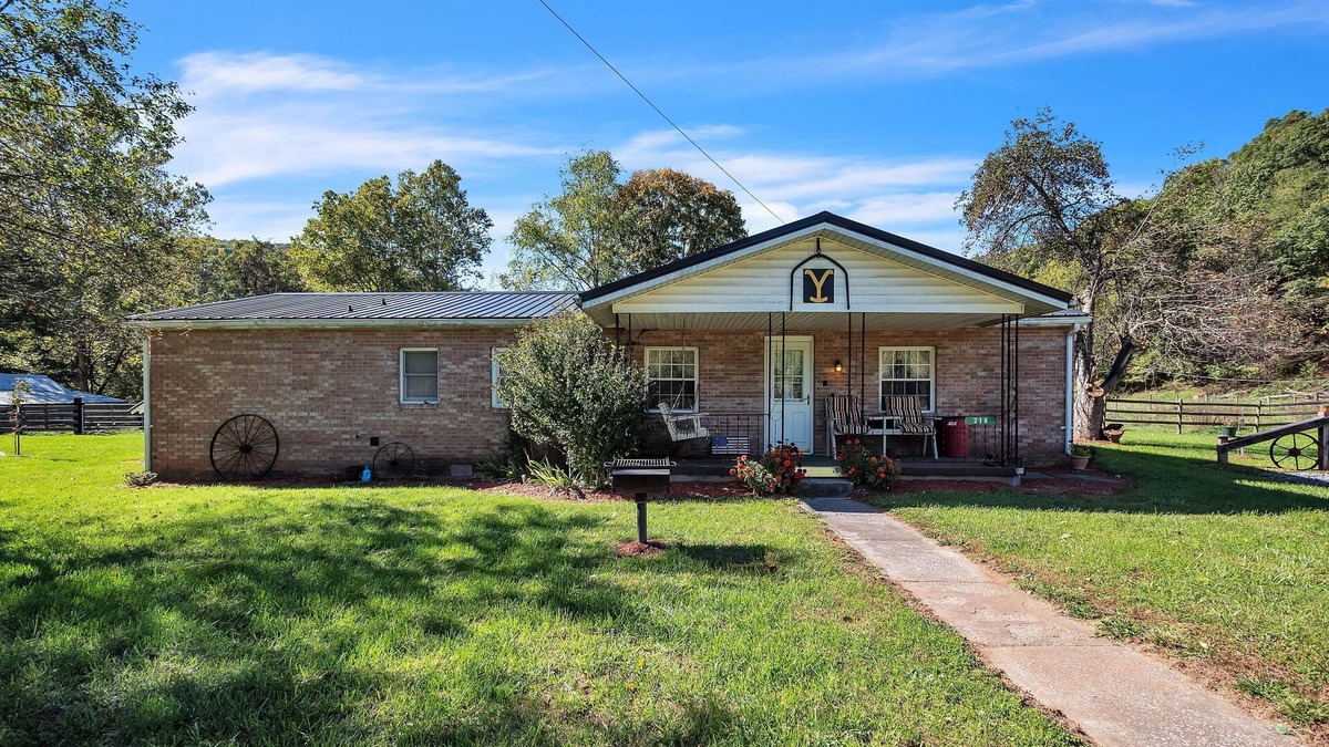 Seneca Rocks Cottage | NEW LISTING! Panoramic Paradise - Best View of Seneca Rocks