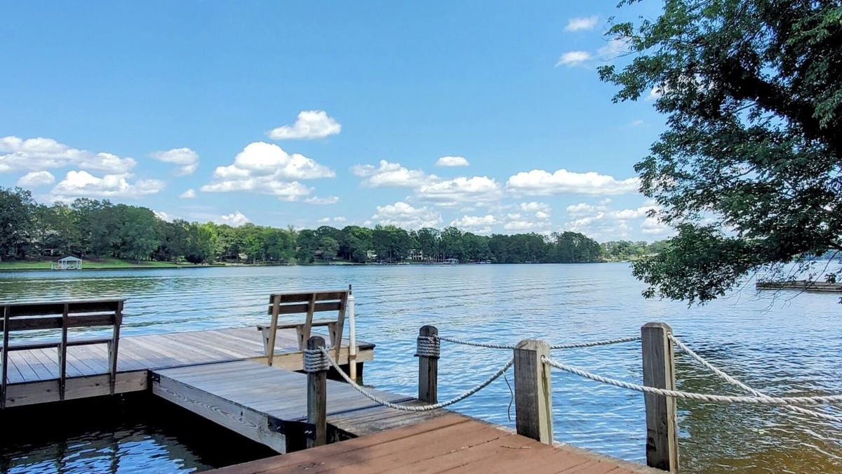 Inman House | New Listing! Perfect Lake Bowen Home With Lake Views, Decks, & Dock