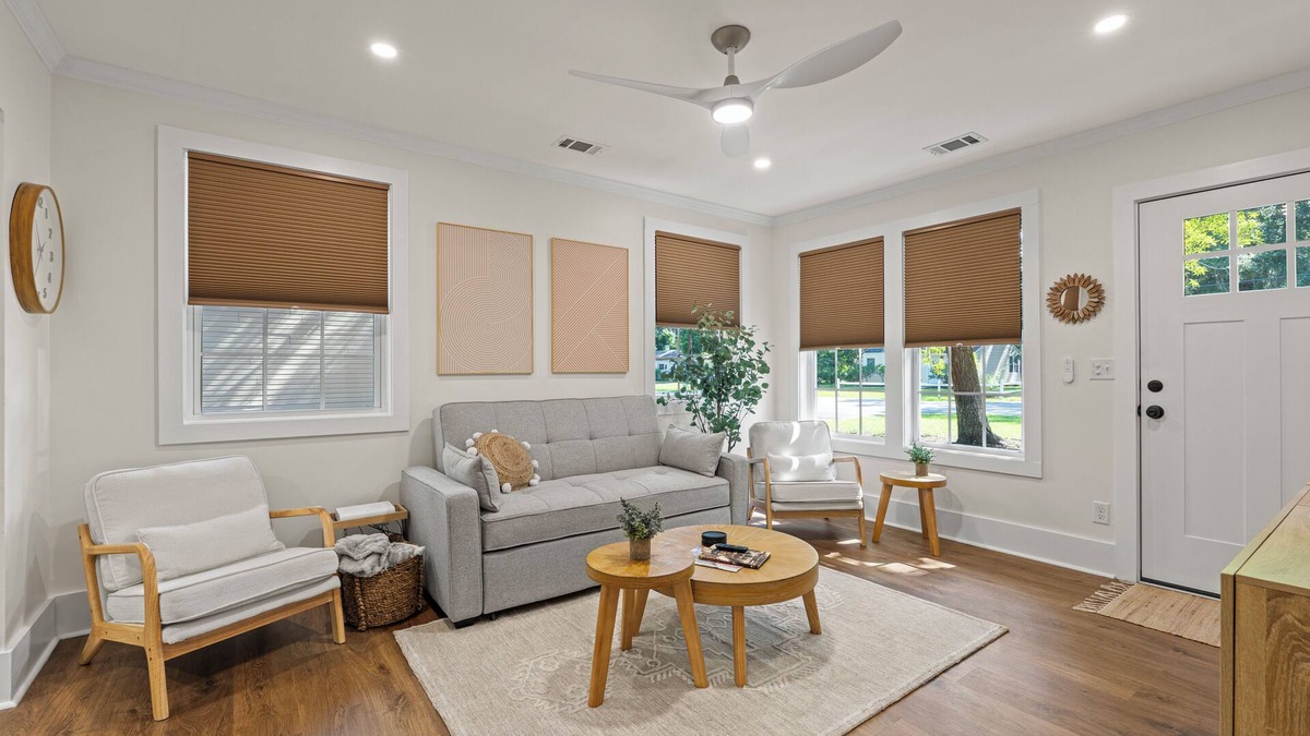 Port Royal House | New Listing! Pinky's Palace - Cozy Bungalow minutes from Parris Island