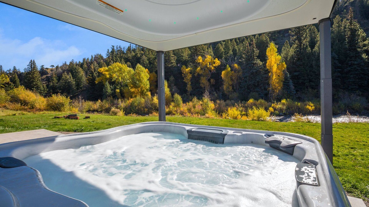 South Fork House | New Listing! Private Hot Tub-Overlooking River-Custom Built Mountain Retreat