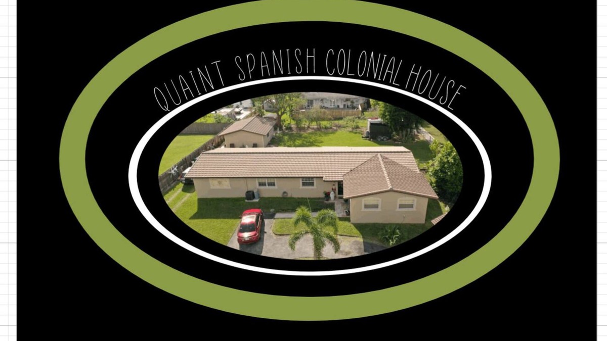 Homestead House | New Listing! Quaint Spanish Colonial House Gateway to the FL Keys & Everglades