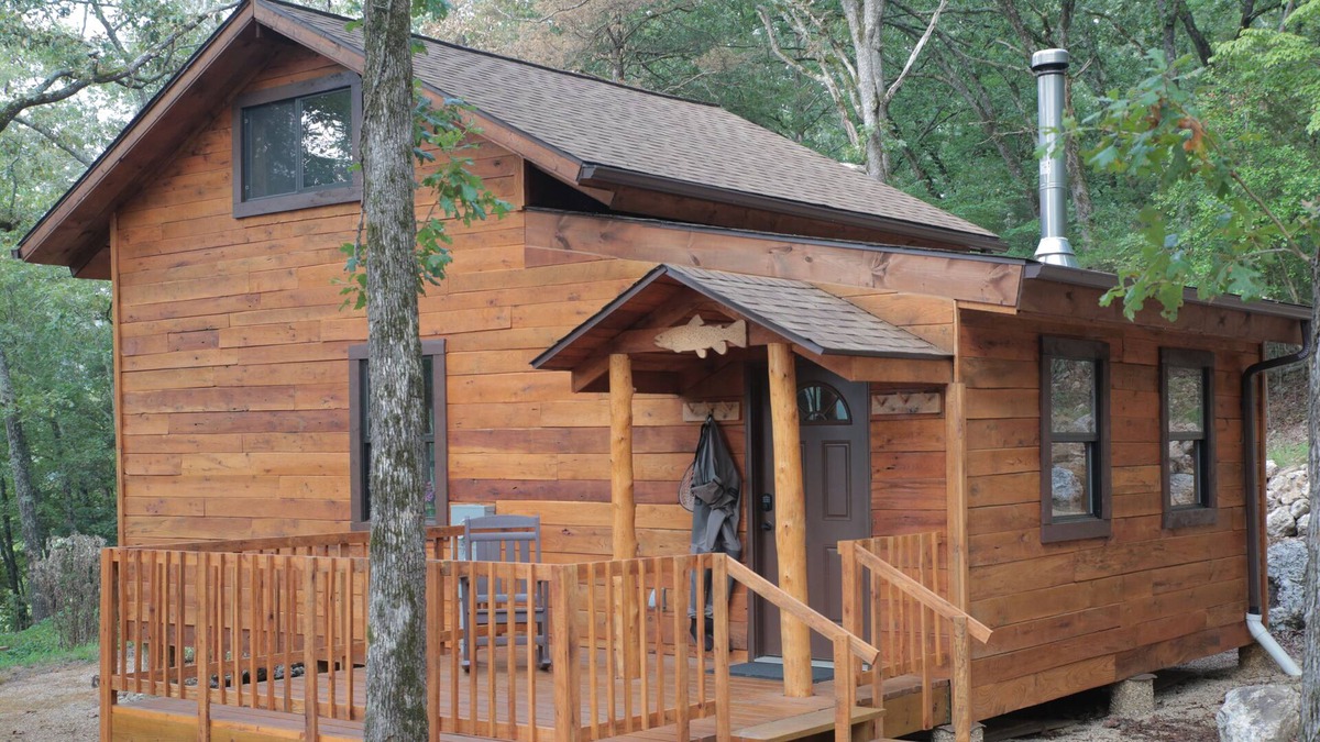 Cotter Cabin | New Listing Quiet Secluded Cabin One Mile from Wildcat Shoals Public Access