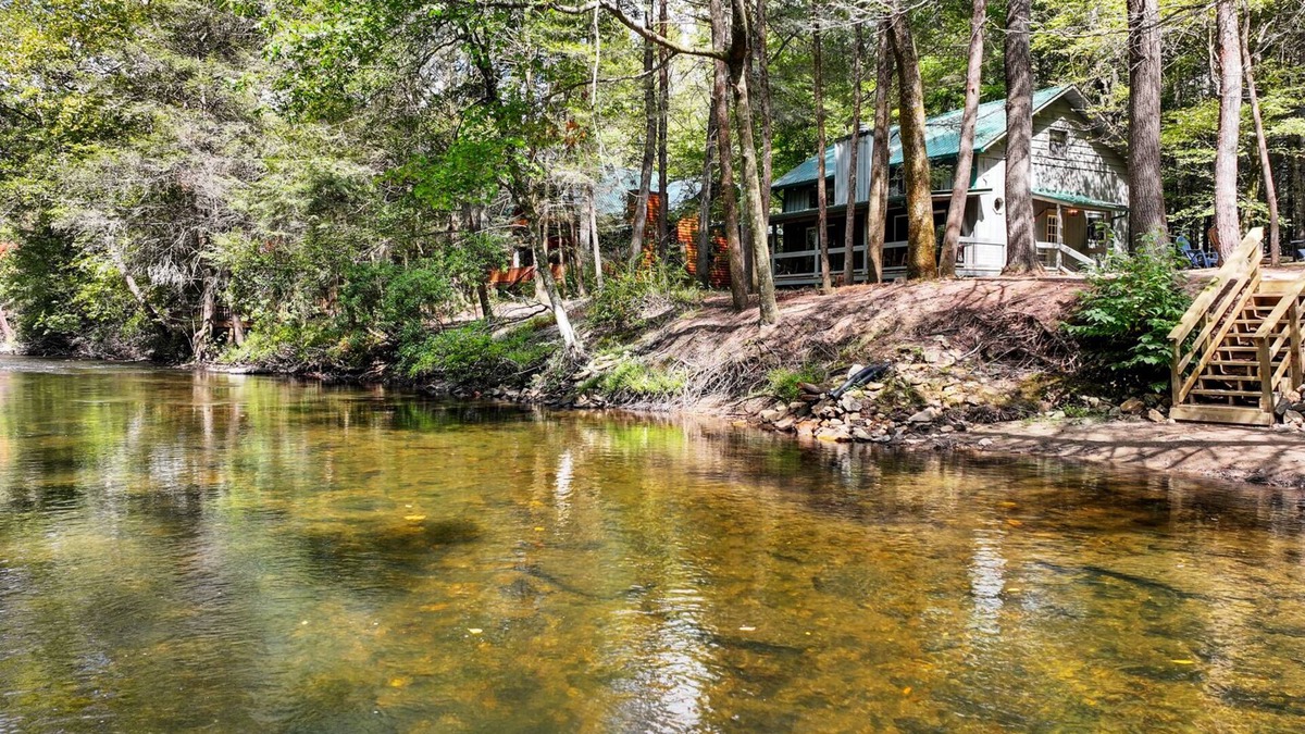 Suches Cabin | New Listing! River Front Cottage nestled in the beautiful Blue Ridge Mountains.