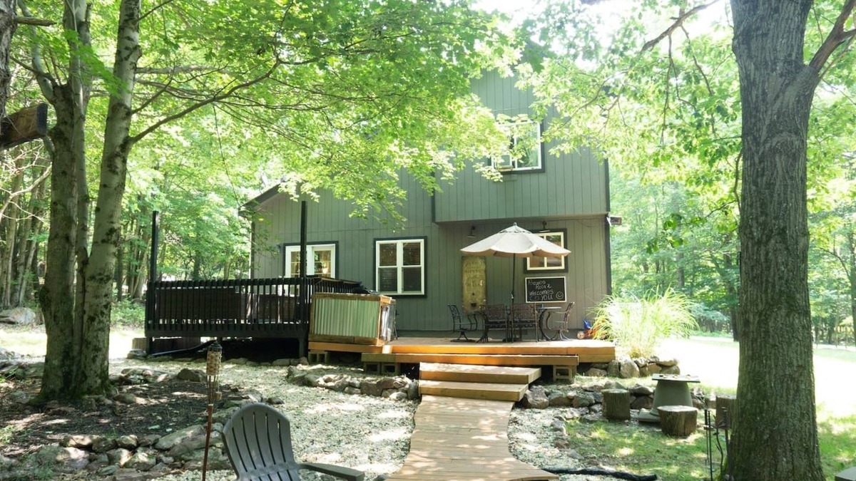 Briar Crest Woods House | *NEW LISTING* Sleeps 10 Amenity filled location