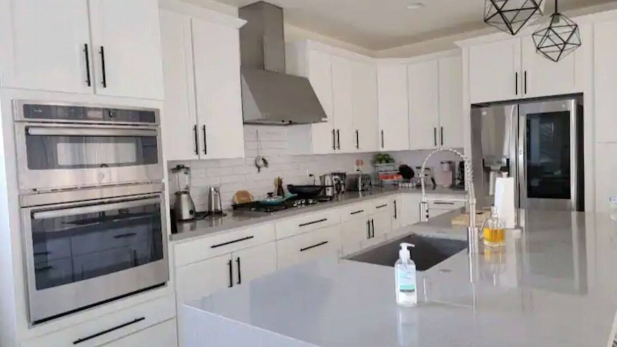 Sonoran Foothills House | New Listing! Sonoran Desert Oasis - Cozy & Spacious 3BR w/Hot Tub Access