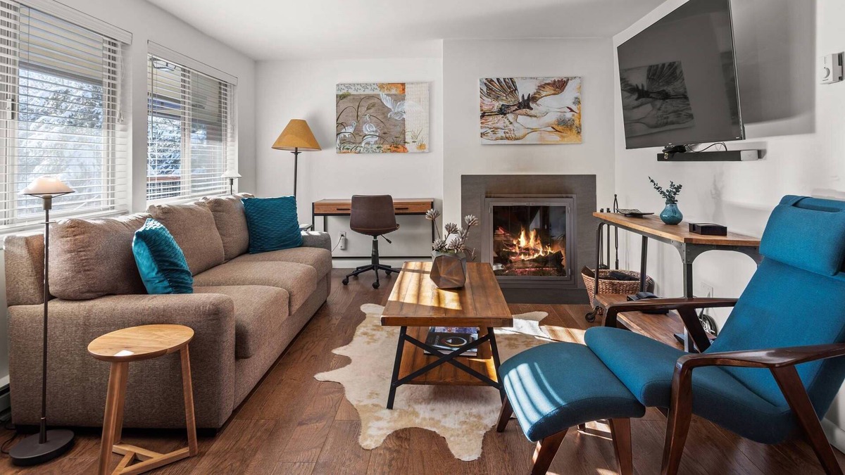 Aspen Condo | New Listing! Stylish & Convenient Aspen Rental. Wood FP, Heated Outdoor Pool. 3 Blks To Town/Lift