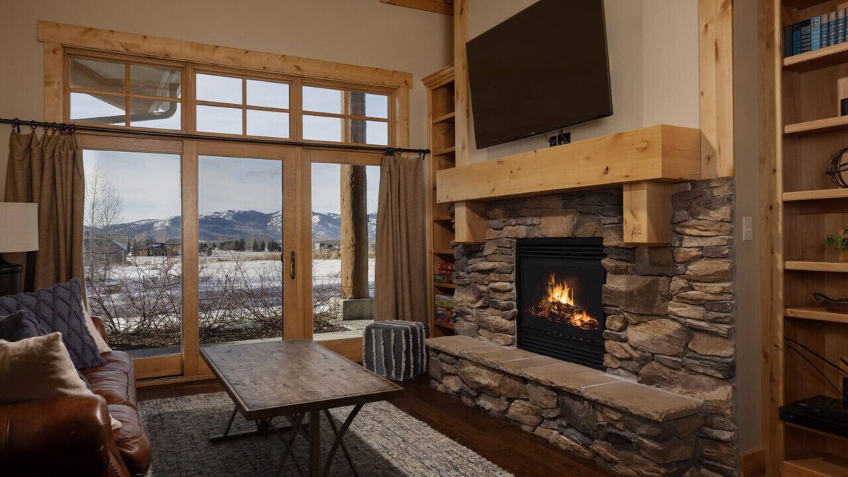 Victor Condo | NEW LISTING Teton Springs Condo with Underground Parking