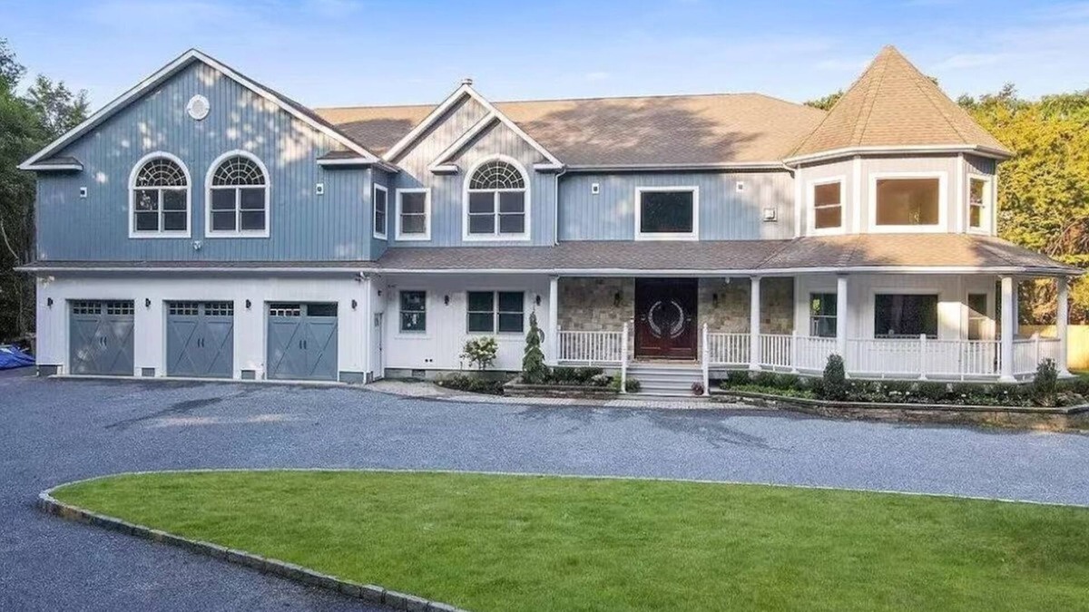 Bay Shore House | NEW LISTING! The President Mansion Luxurious 7BR Family Retreat by RedAwning