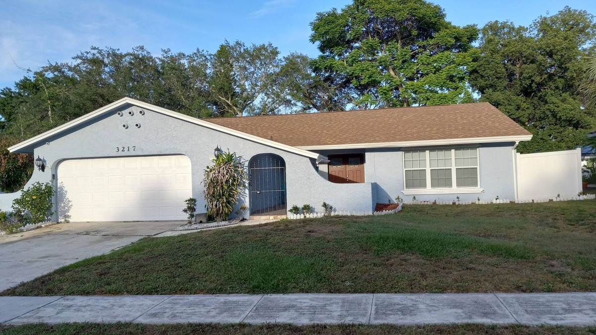 Pine Hills House | New Listing: Universal Disney and Waterpark Vacation Station 4 Bedroom Pool Home
