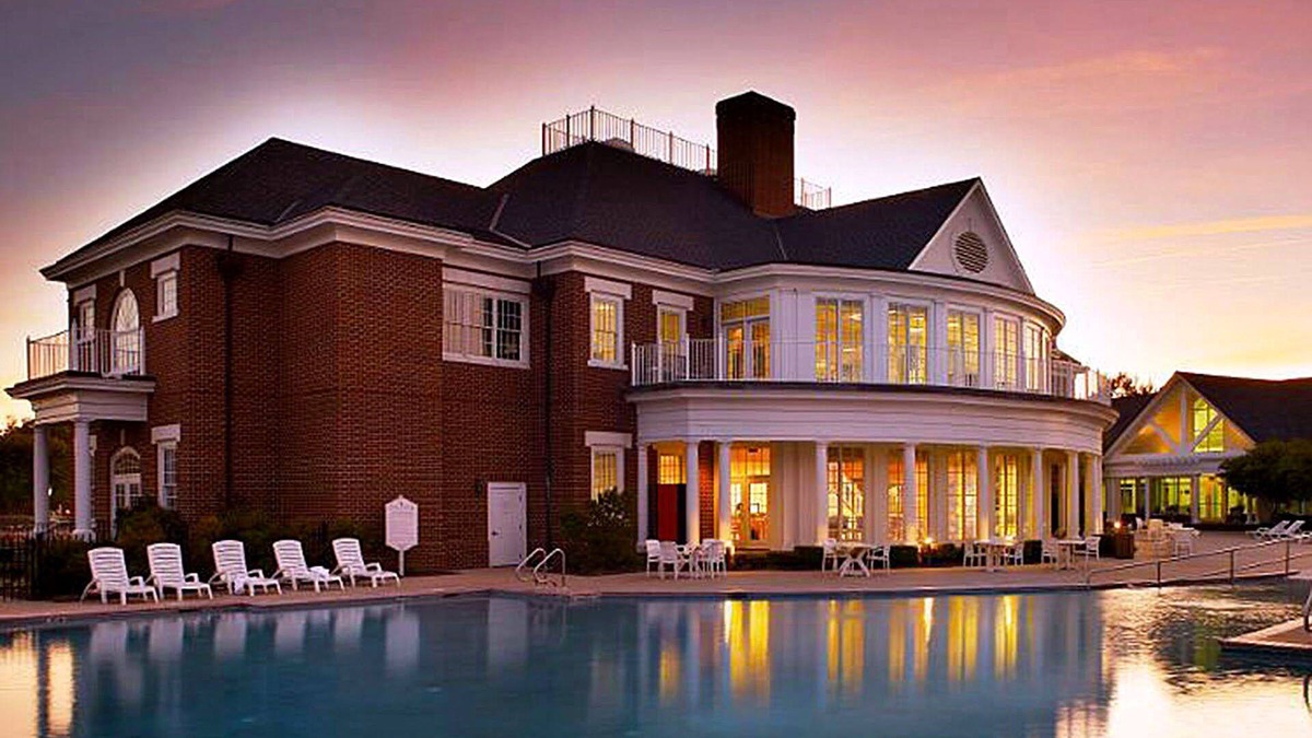 Williamsburg Villa | ✨New Listing✨Close to Attractions, Indoor & Outdoor Pool, Relaxing Family Resort