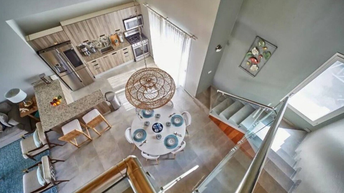 Dominicus Condo | New loft duplex with rooftop deck