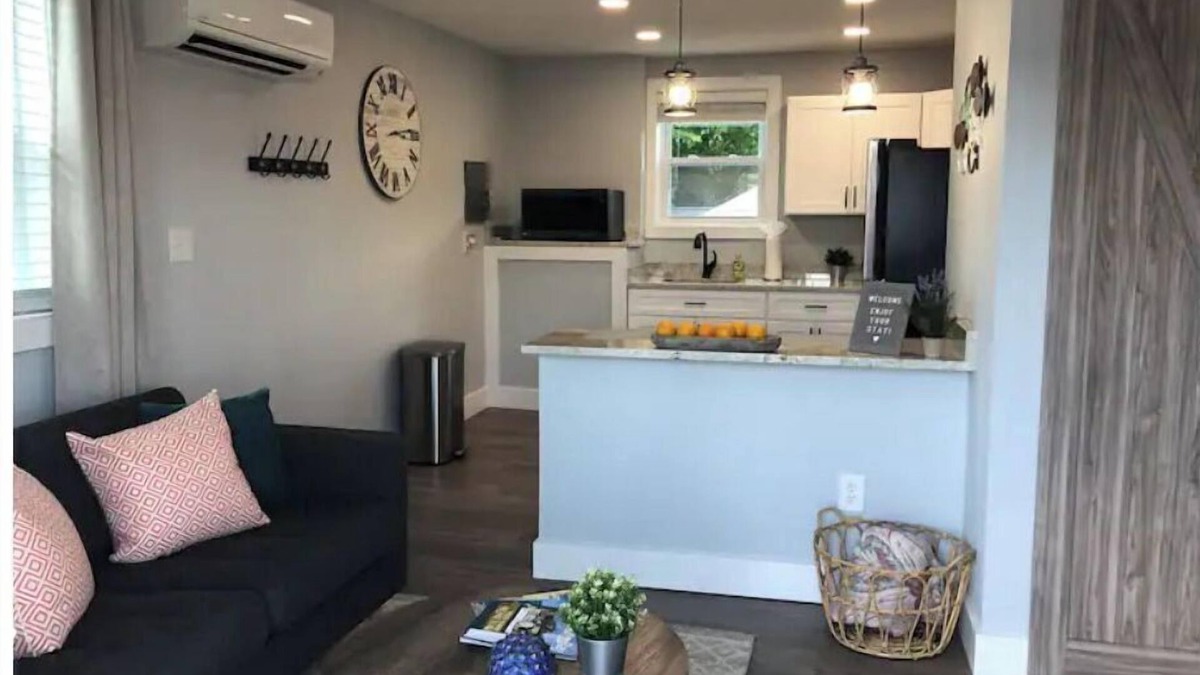 Eastport Apartment | NEW lovely studio apartment with onsite parking!
