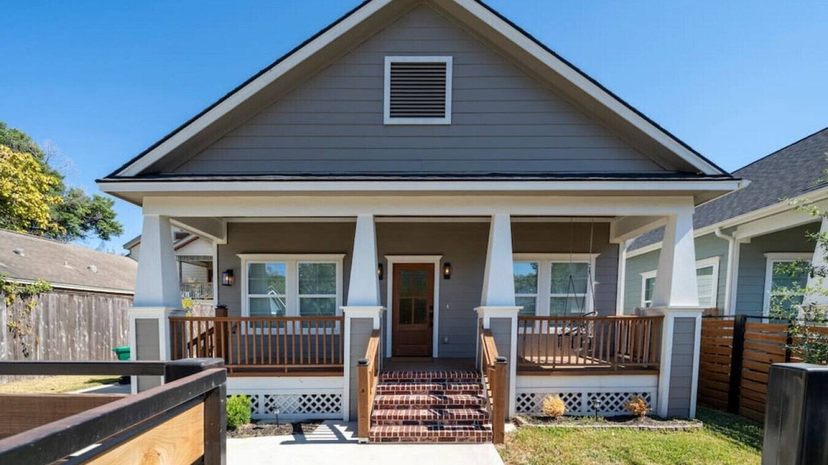 Greater Heights Villa | New Luxurios & Modern 3 BR Villa in the Heights