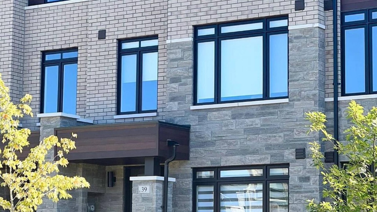 Brampton House | New Luxurious Studio Apartment