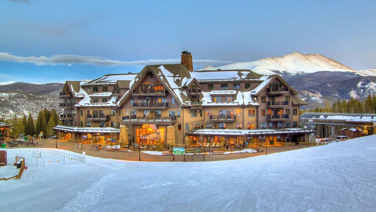 Breckenridge Condo | New Luxury 2Bedroom on Upper Floor Ski In/Ski Out in Breckenridge