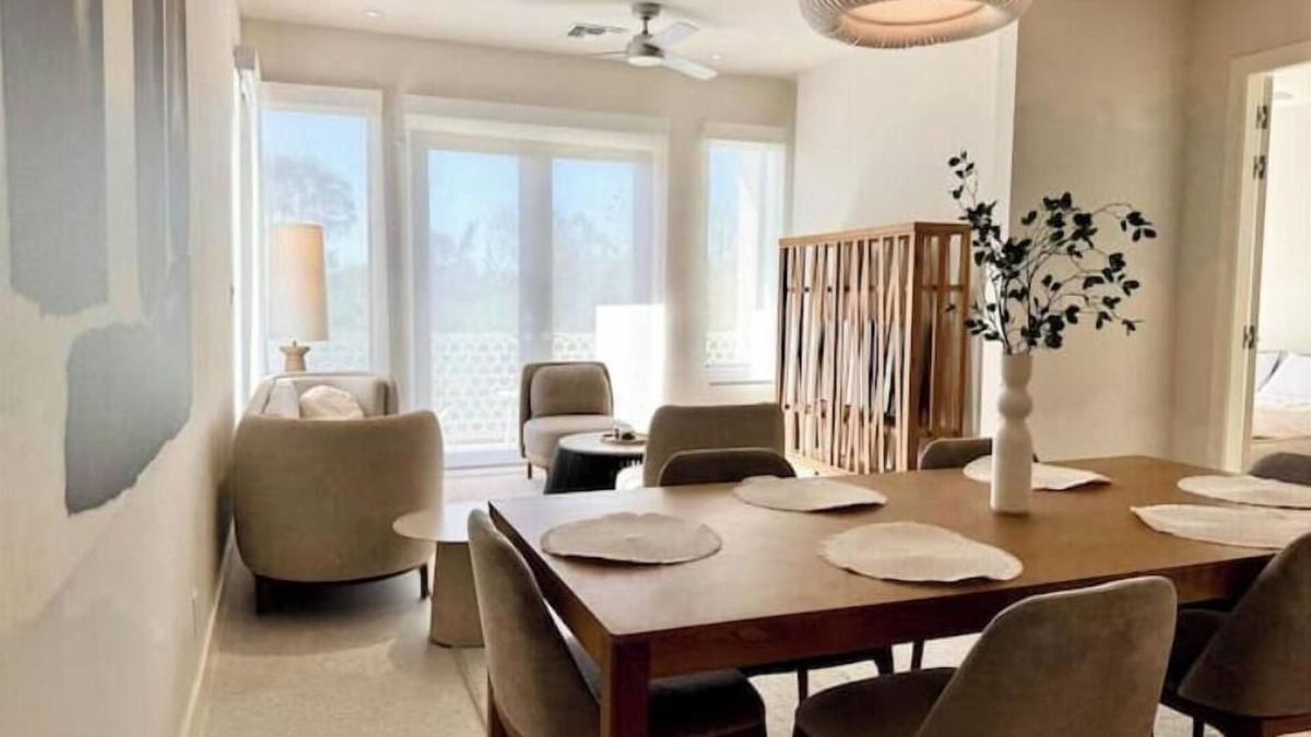 Westwind Apartment | New Luxury 3bd - Gated - Pool Beach and Gym access - Up to 6 people - Quiet Area