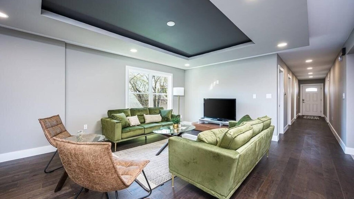 West Central Condo | New! Luxury 3BR 3BA Downtown Fort Wayne Condo with Massage Chair, WiFi&Parking