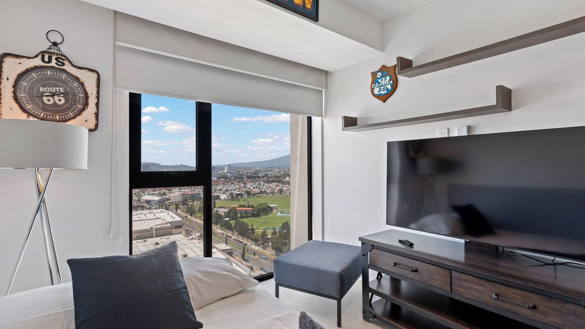 Angelopolis Apartment | New luxury apartment with amenities in Angelopolis area