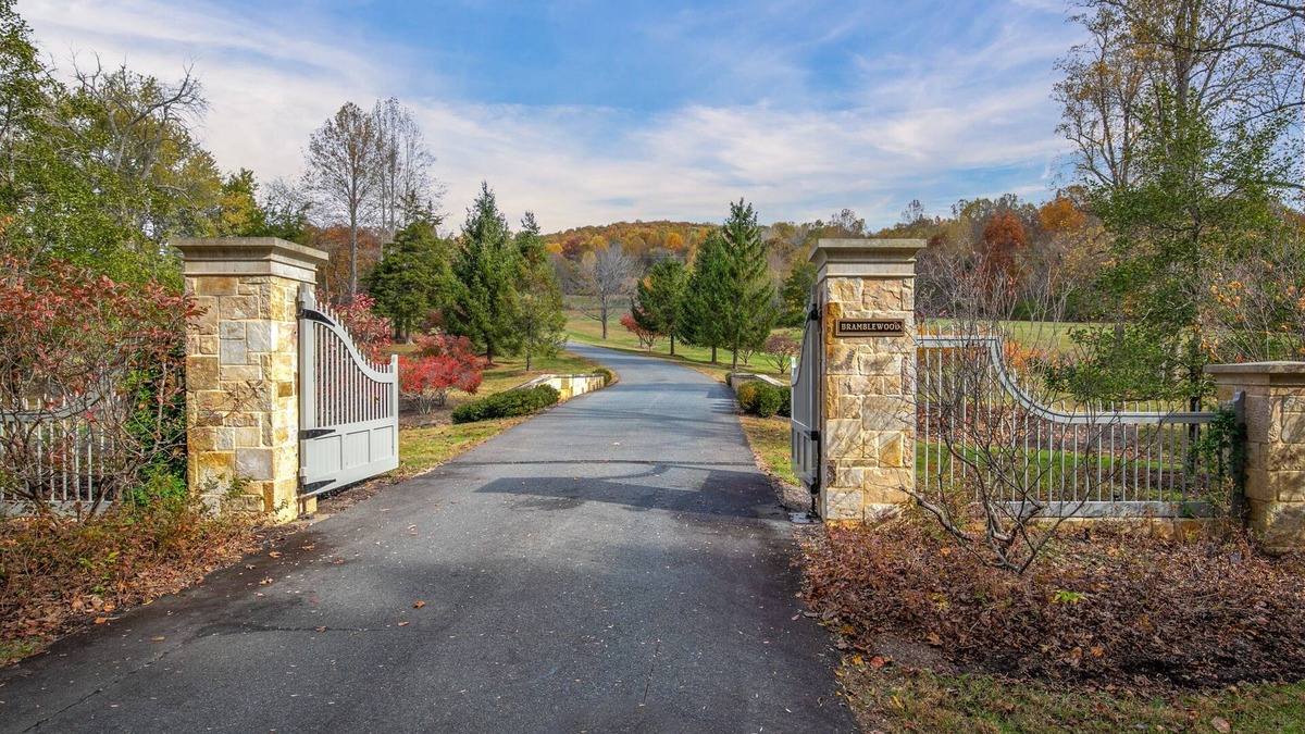Cobham House | NEW Luxury Estate in the heart of Virginia’s Monticello Wine Trail