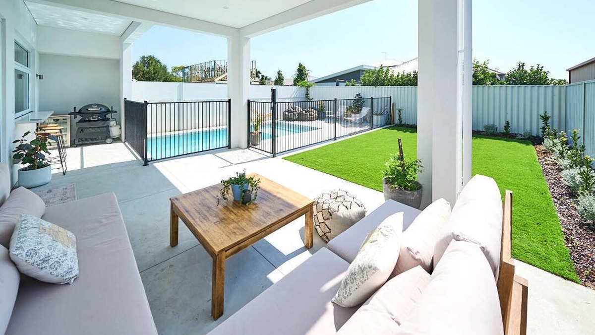 Bouvet Island House | New Luxury Home with pool - Sleeps 12 walking distance to shops & beaches!