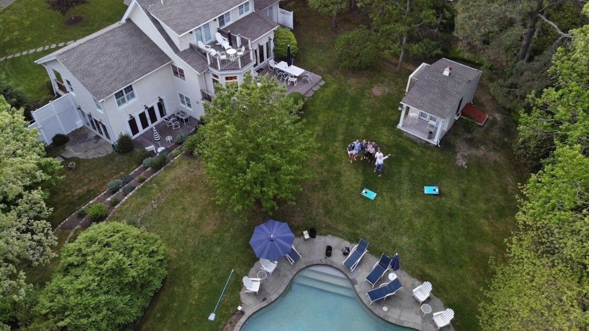 Flanders House | New, luxury, open floor plan, pristine home centrally located with ALL amenities
