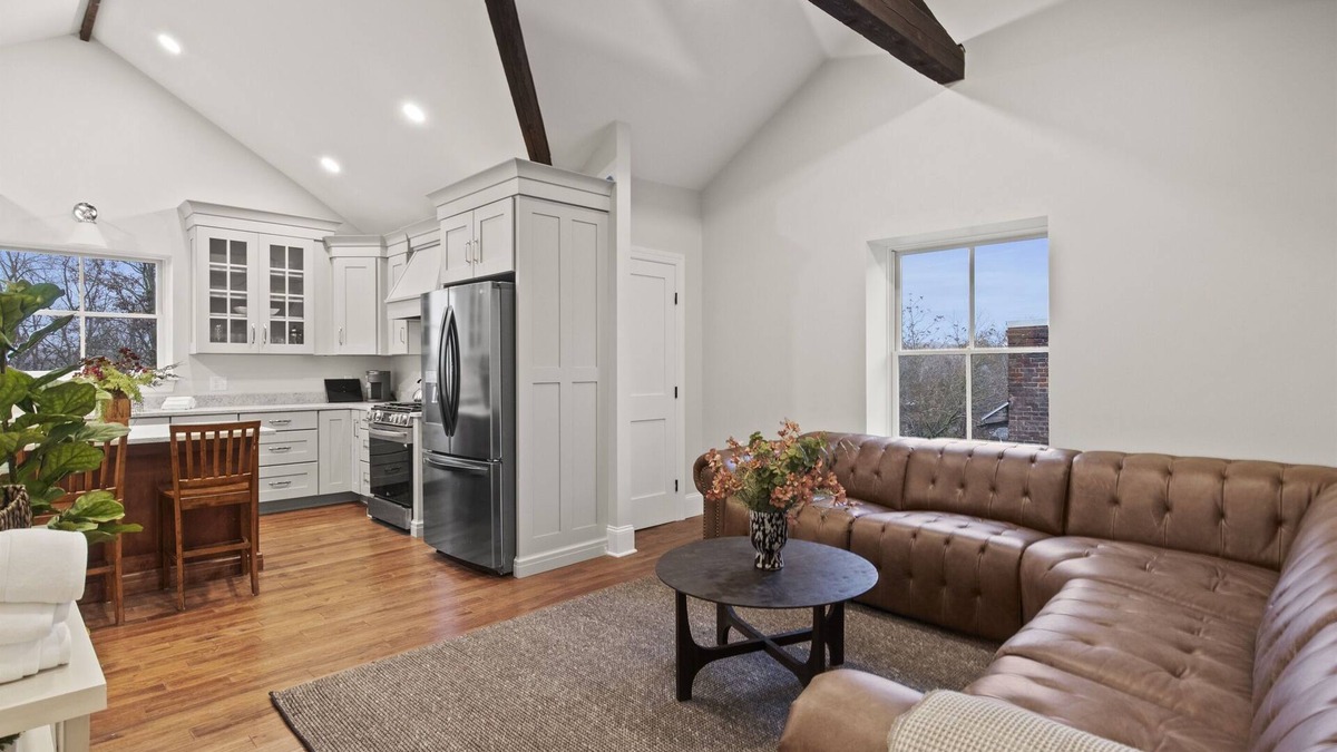 Palmyra Apartment | NEW Luxury Palmyra Apt | 7 Mins to Hill Cumorah