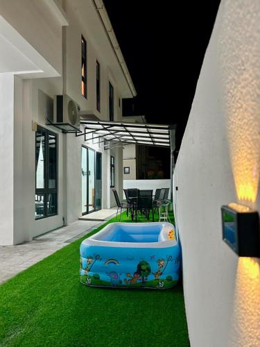 Banting House | New Luxury Semi-D In Banting, Pantai Morib - Nearby Tanjung Sepat