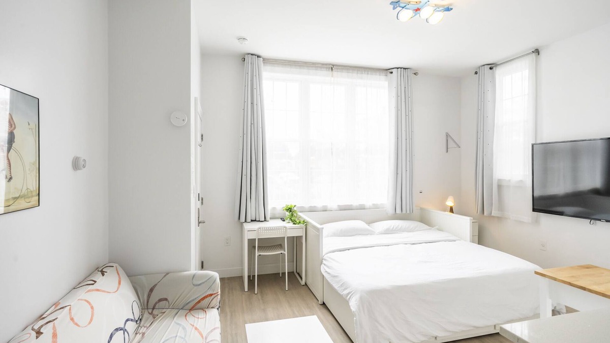 Queens Apartment | NEW! Luxury Studio! Smart Home! Main St! w/Free Parking!