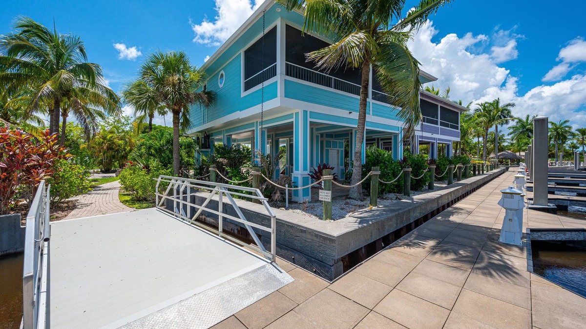 Everglades City Villa | NEW! Luxury Villa on the Barron River with Resort Amenities