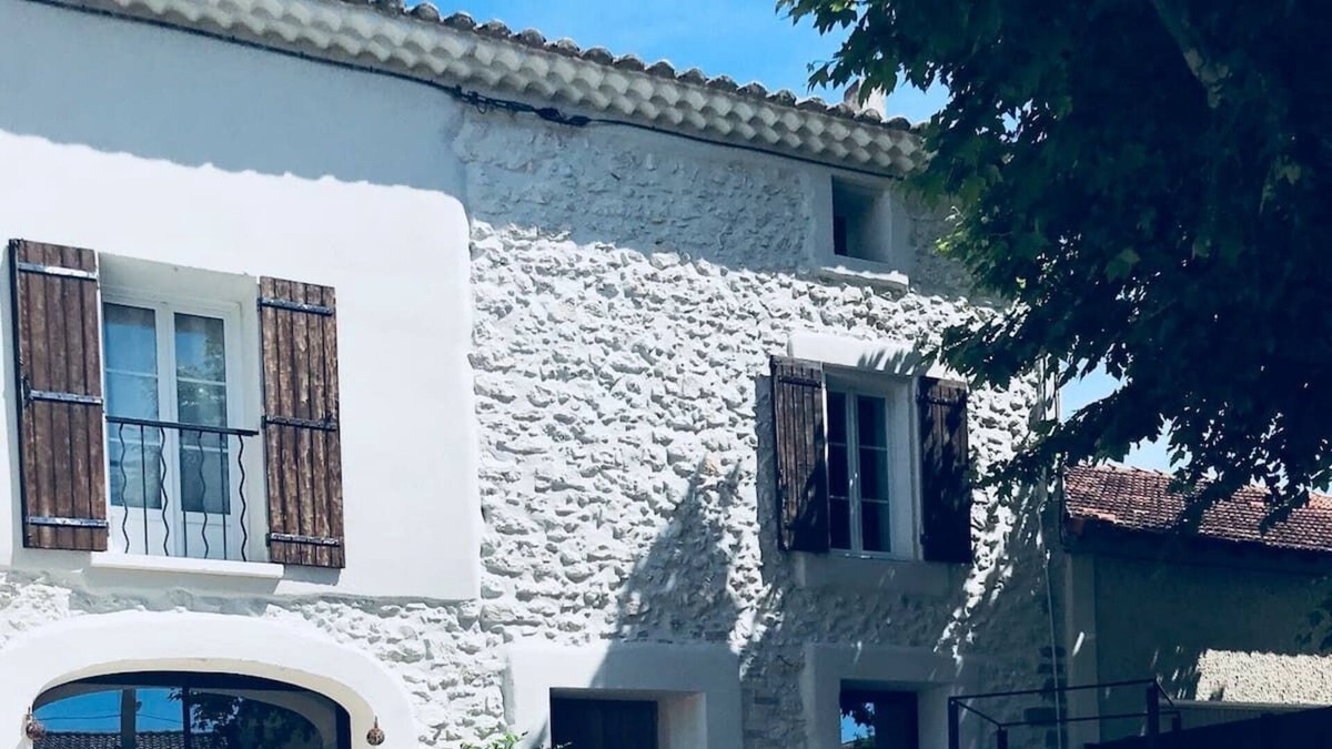 Vedene Villa | NEW MAS 1880 FESTIVAL AVIGNON PROVENCE