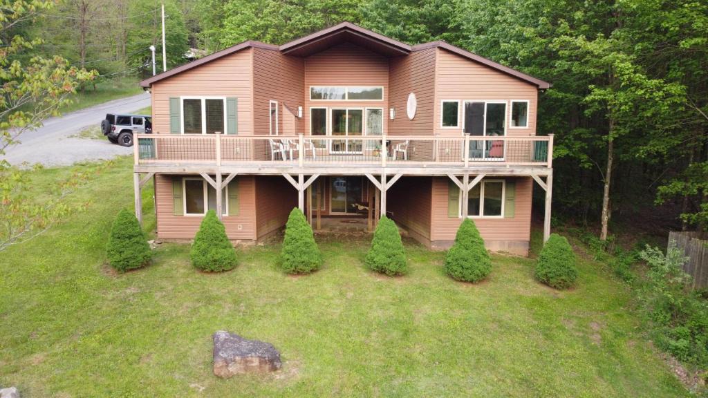 Terra Alta House | New Mcferson Located In Alphine Lake Resort