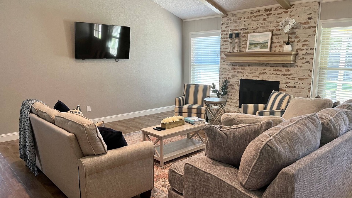 Lubbock House | New! Minutes from TTU, LCU, medical district, & golf