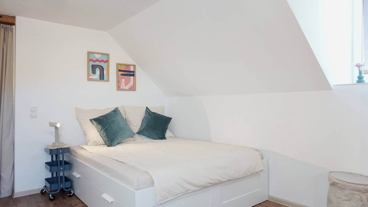 Ehrenbreitstein Apartment | NEW| Modern apt | old building I near the Rhine| fortress view | SmartTV