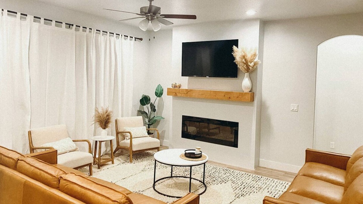 Vineyard House | New Modern Boho Lakefront Townhome Near UVU & BYU