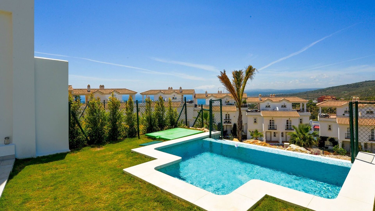 Manilva House | New modern house with private pool